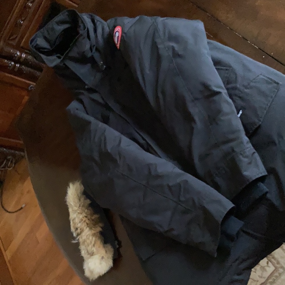 Canada goose jacket in size lg